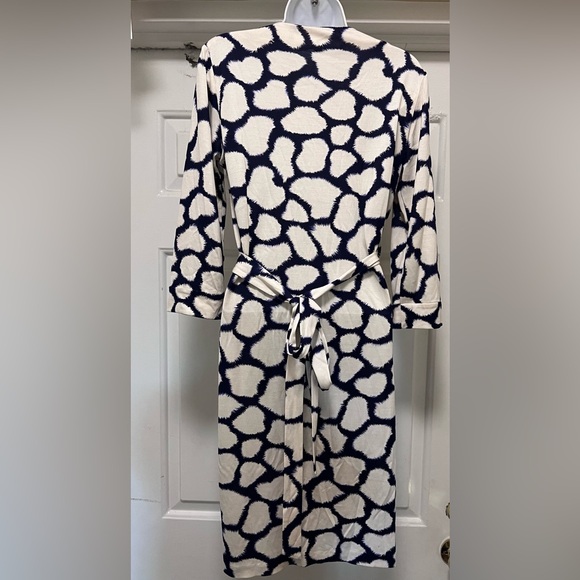 Diane Von Furstenberg Julian Dress Size 8 - Picture 2 of 3